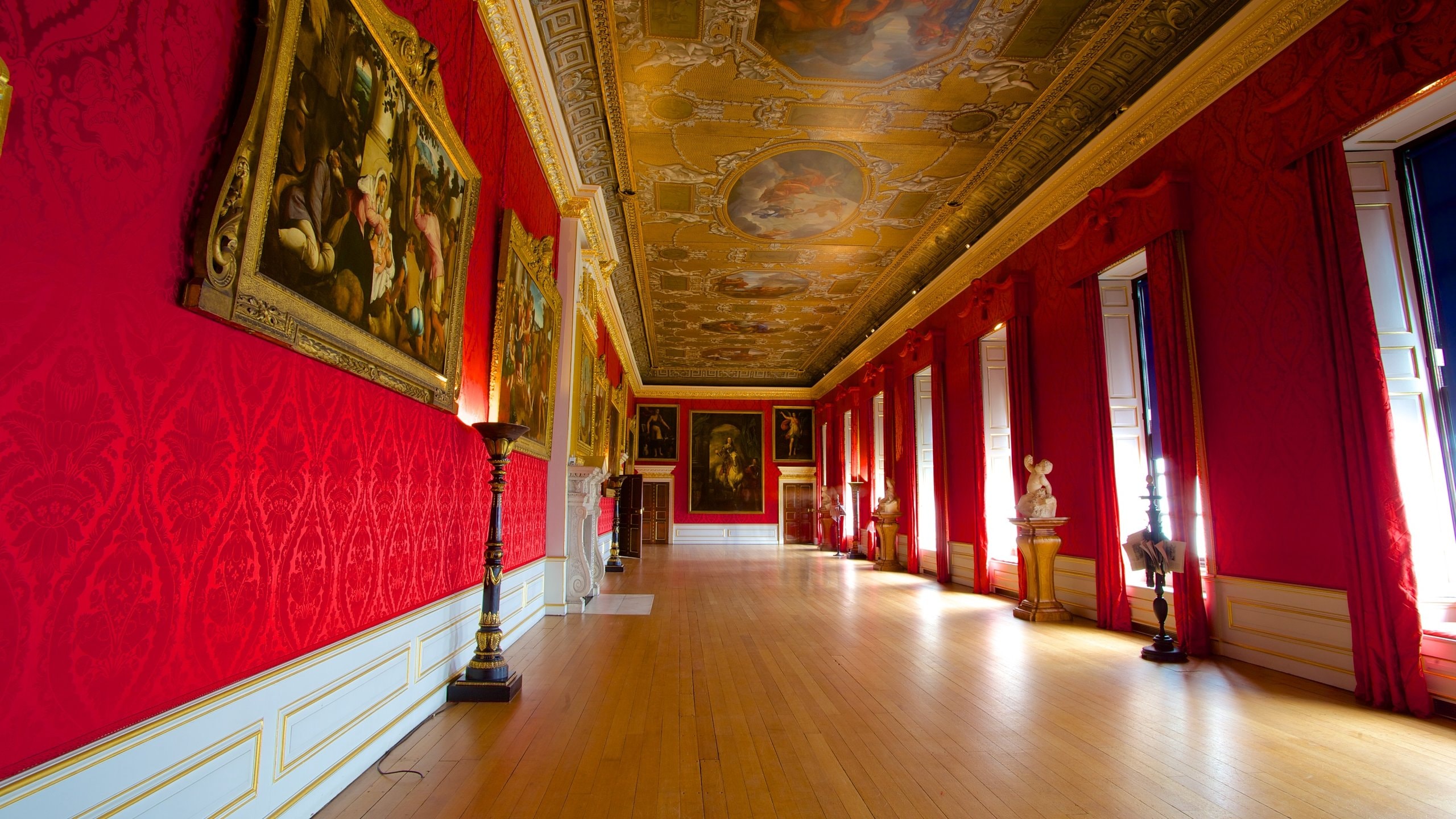 Kensington Palace Wallpaper