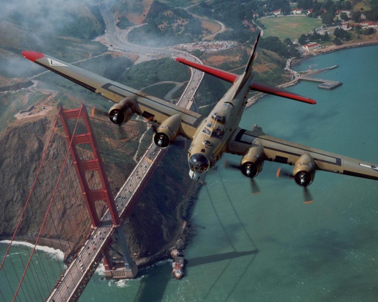 B17 Over Golden Gate Bridge Wallpaper HD