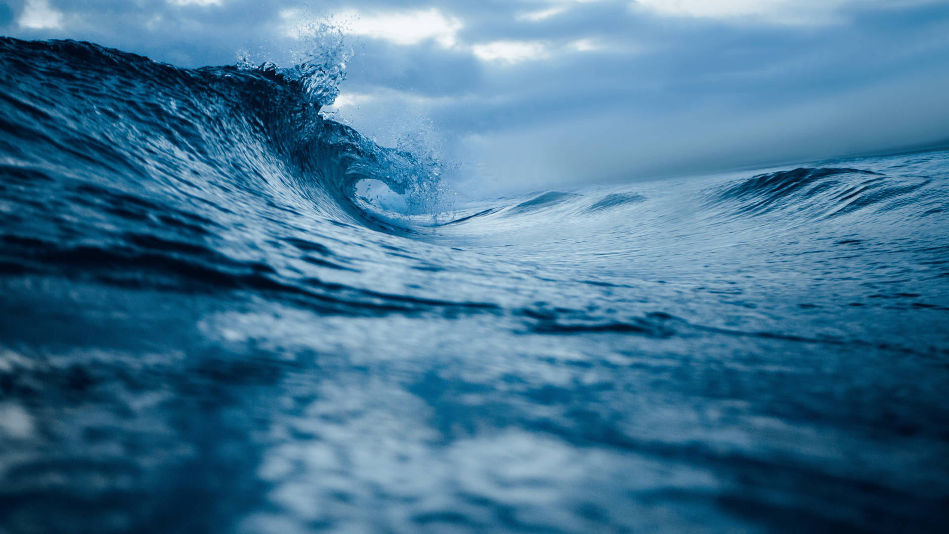 Aesthetic Ocean Wallpaper