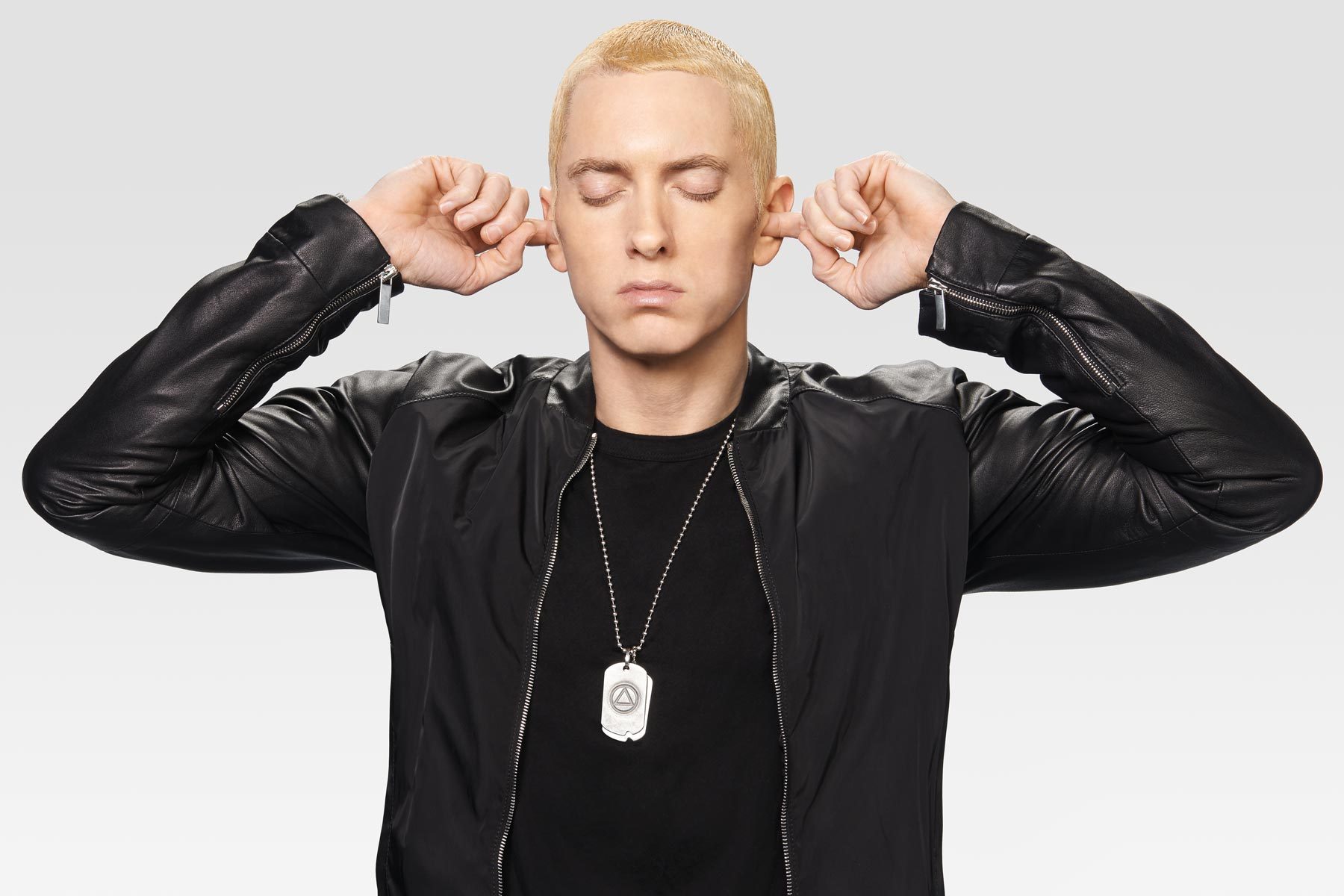 Eminem Plastic Surgery Changed His Face Pletely