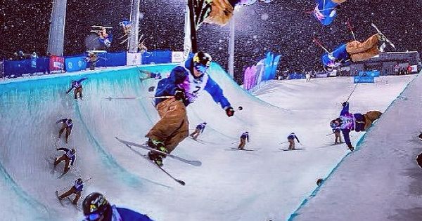 American David Wise Tackles The Halfpipe At