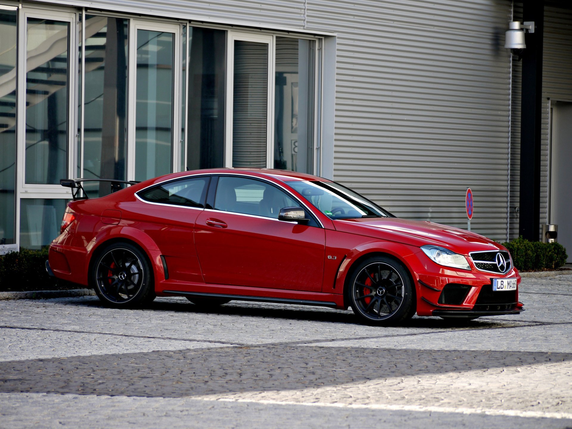 mercedes c63 amg coupe black series red mercedes coupe red