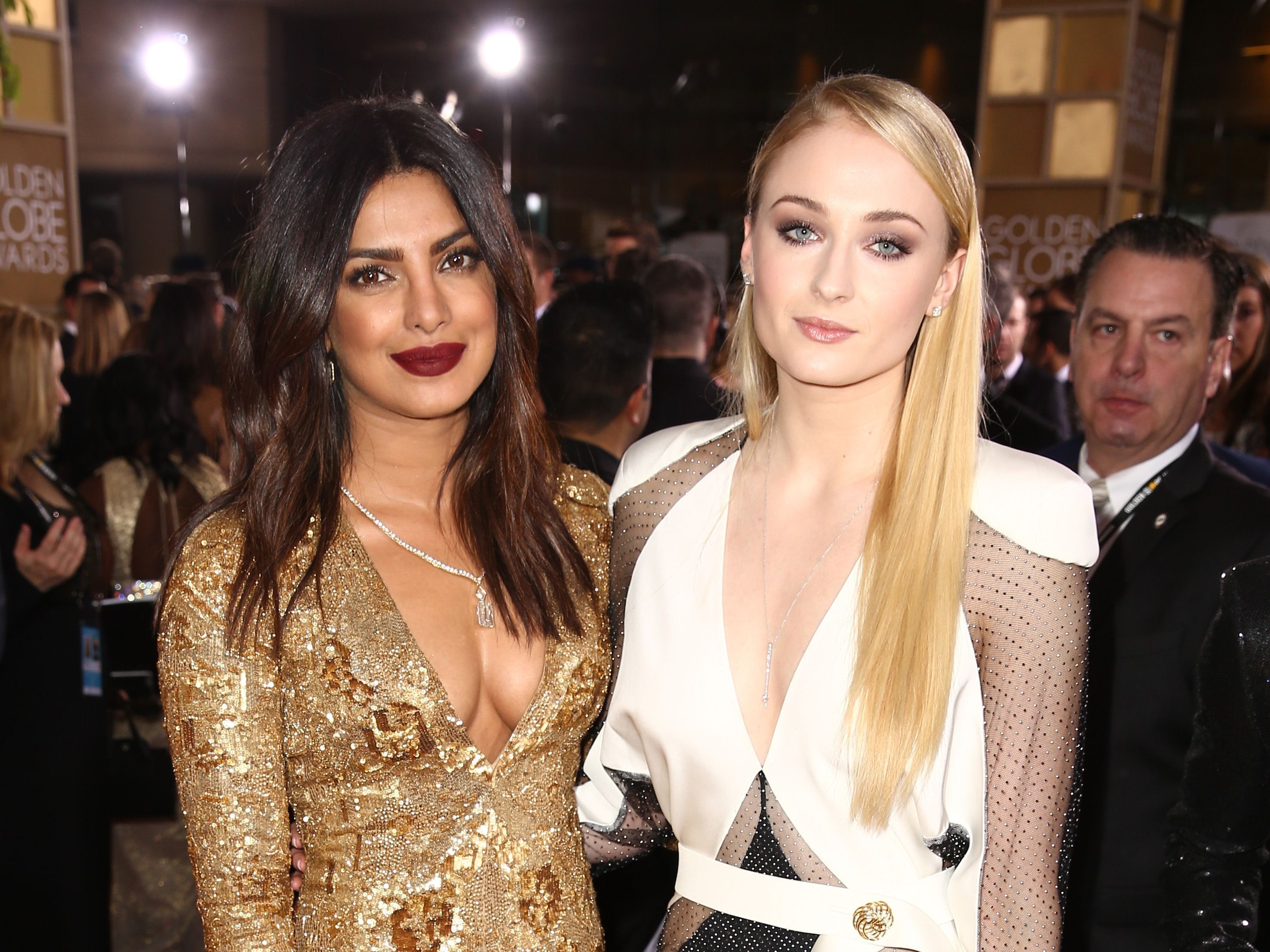 Sophie Turner Gets Down With Priyanka Chopra And Her Mom At A