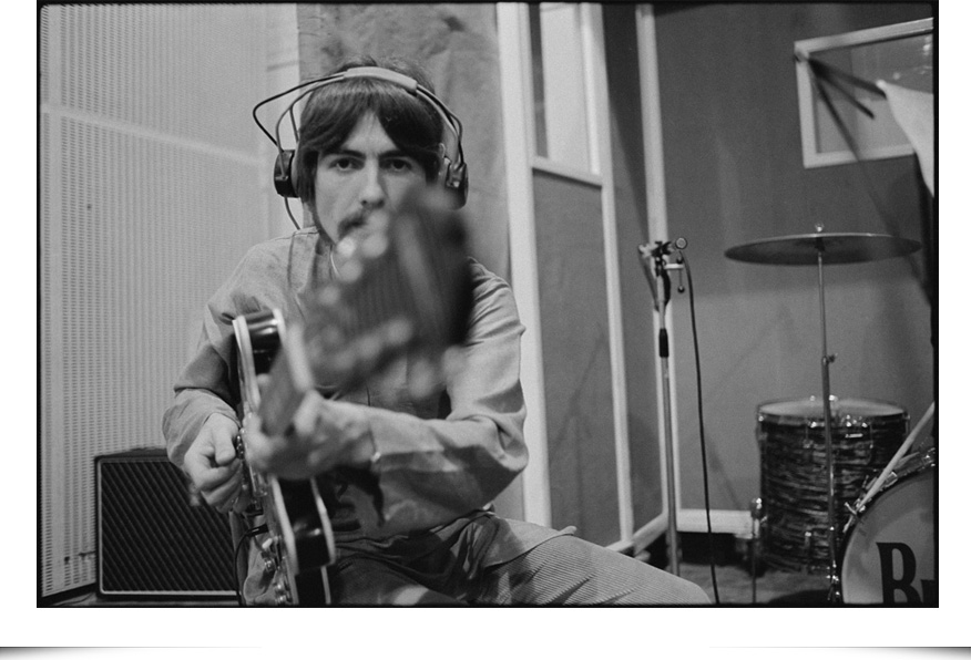 George Harrison   The Beatles Photo 33432498