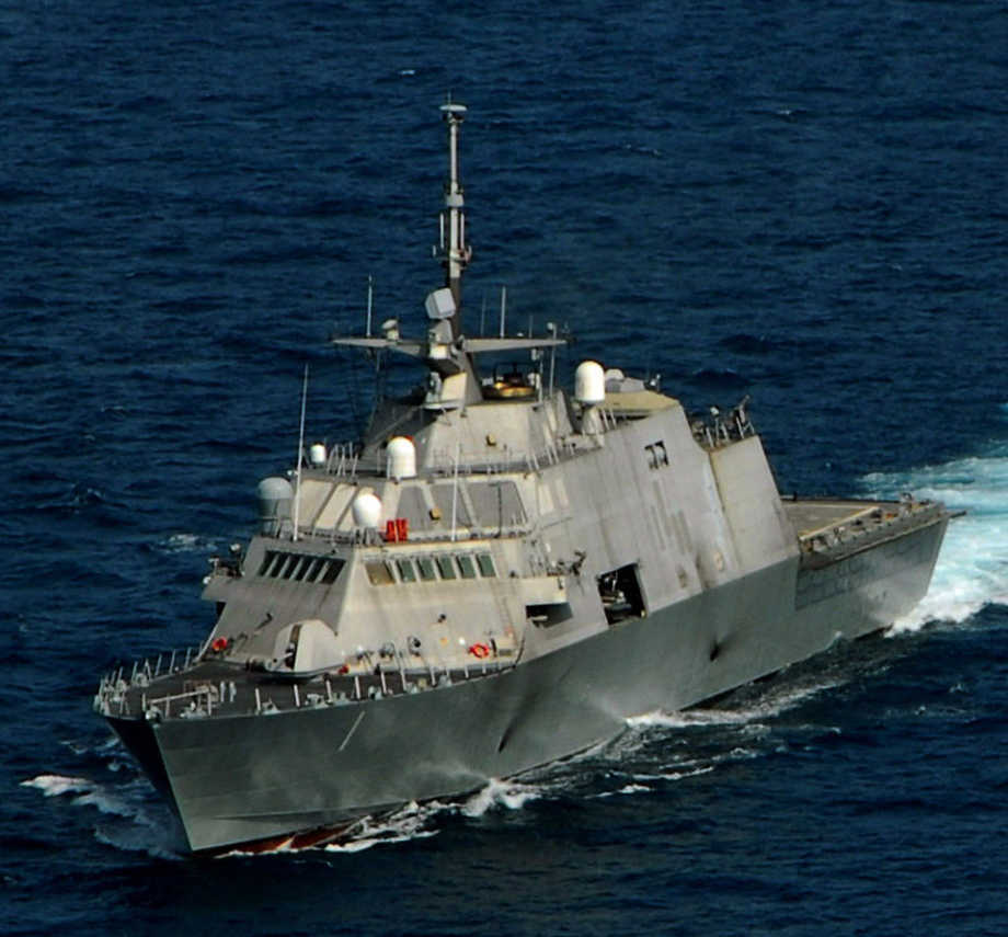 uss freedom 920 25 USS Freedom LCS 1 in high res 25 HQ Photos 920x855