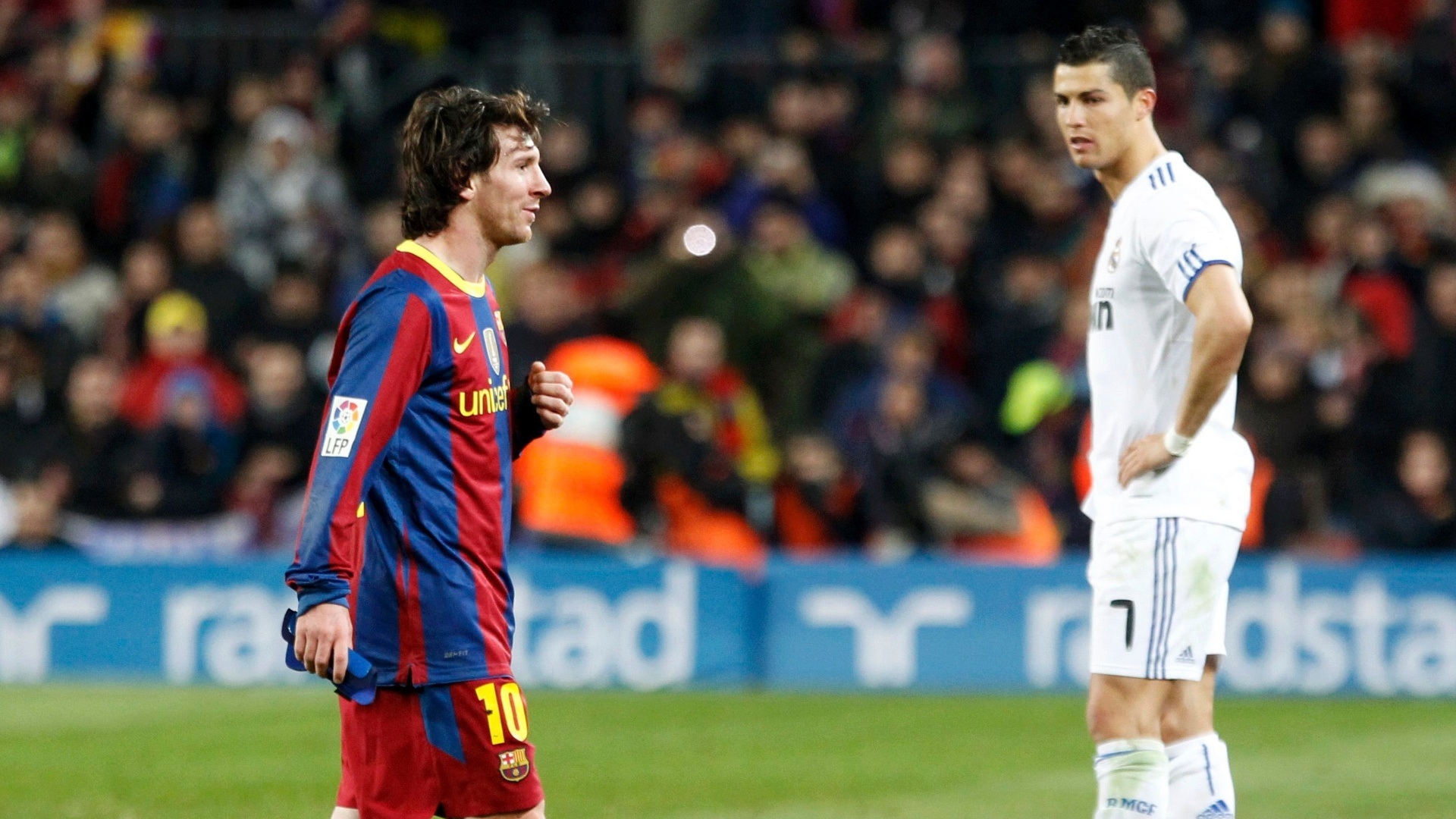 Messi I M Not Interested In A Rivalry With Cristiano Ronaldo