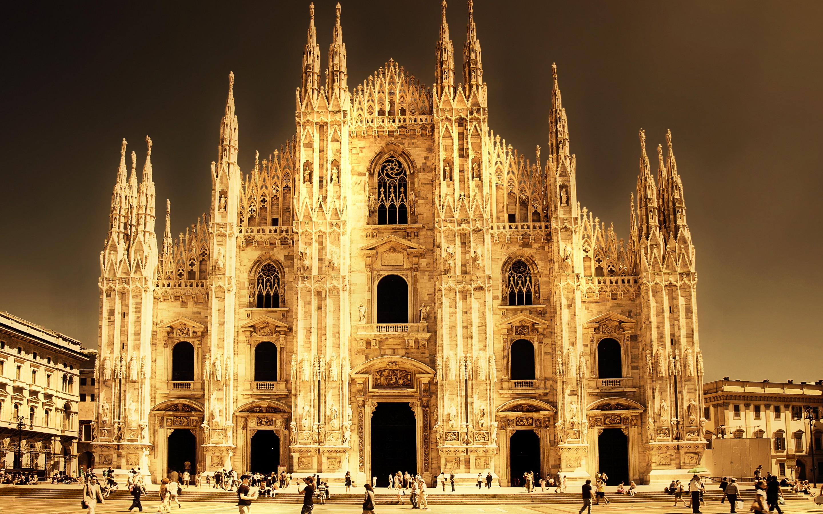 Cathedral Milano Italy Wallpaper