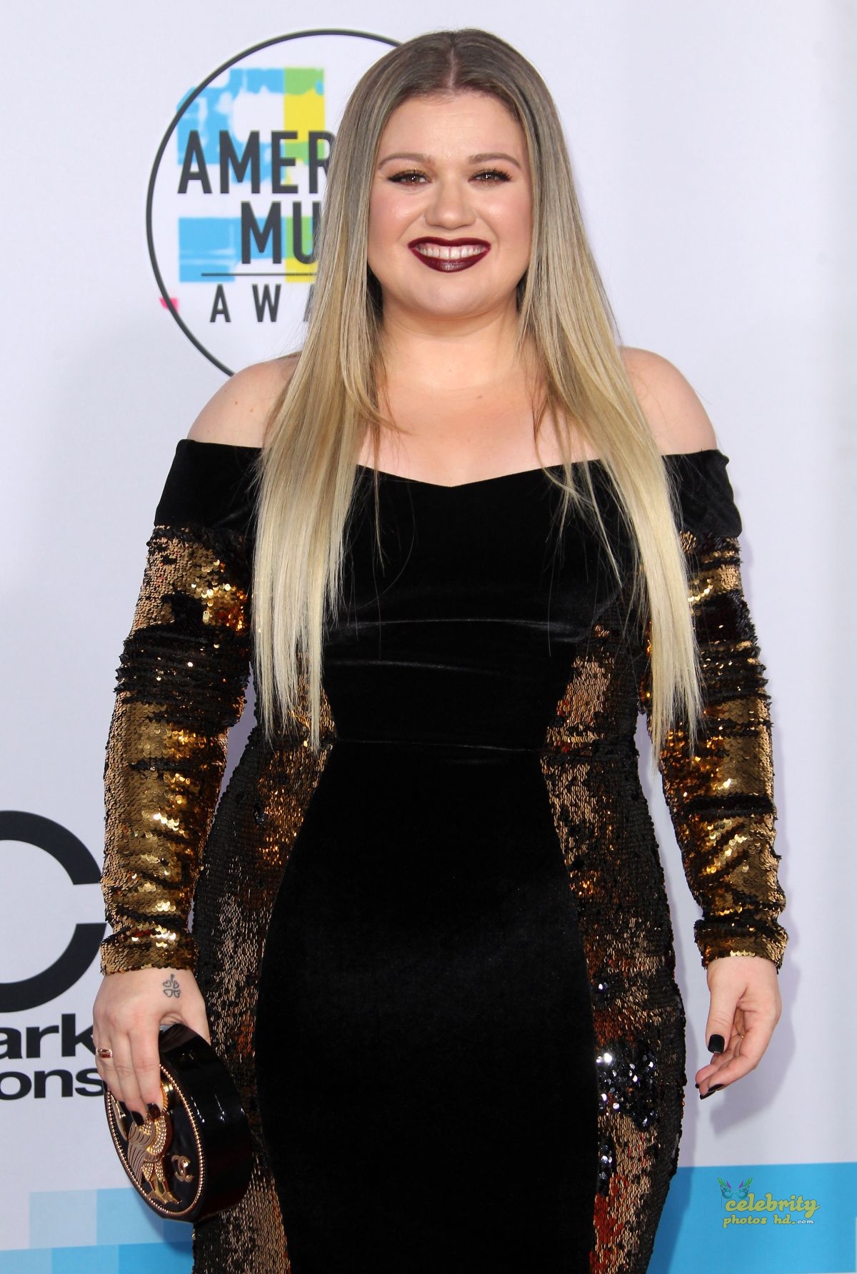 Hollywood Actress KELLY CLARKSON at NBCUniversal TCA