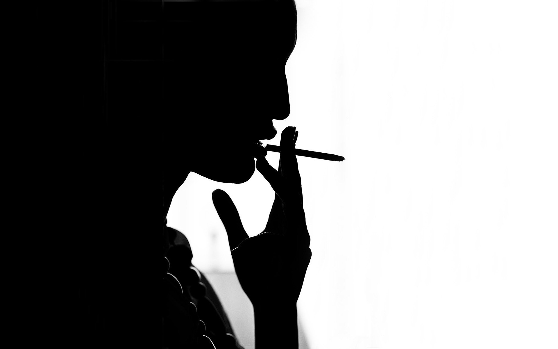 Smoking Woman S Silhouette Wallpaper