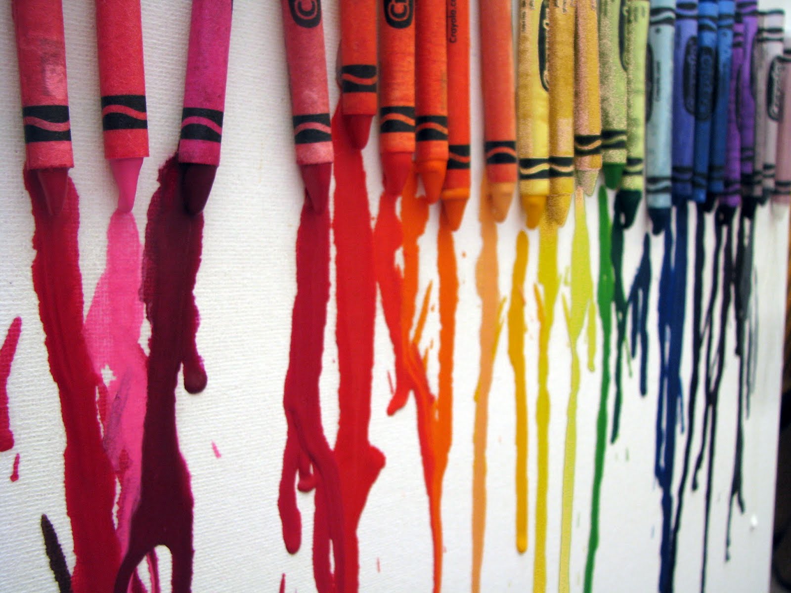 Wax Crayon Wallpaper