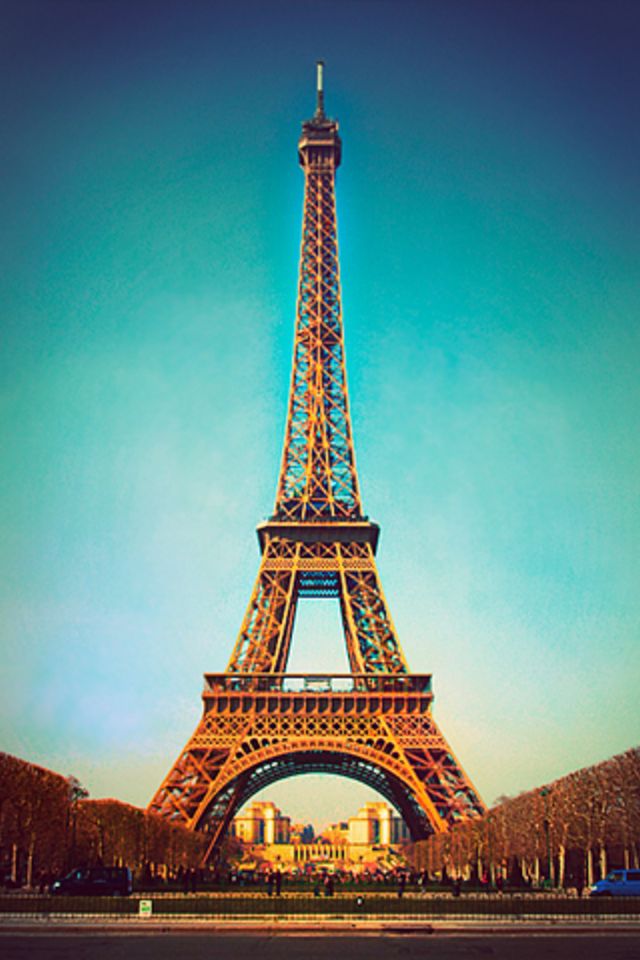 iPhone 4s Eiffel Tower Wallpaper Mobile Wallpaper Phone Background