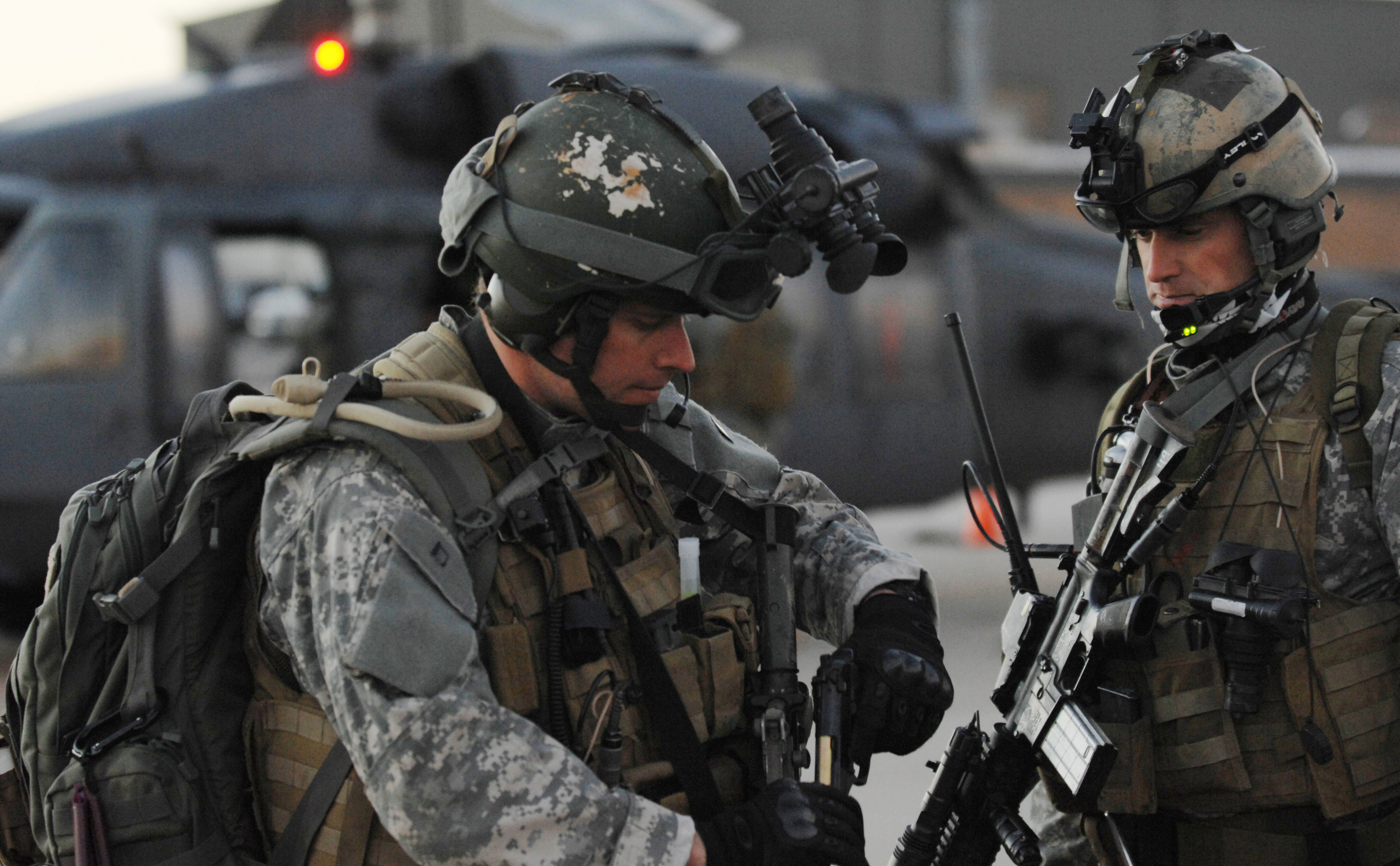 Army Soldiers of the 19th Special Forces Group Utah National