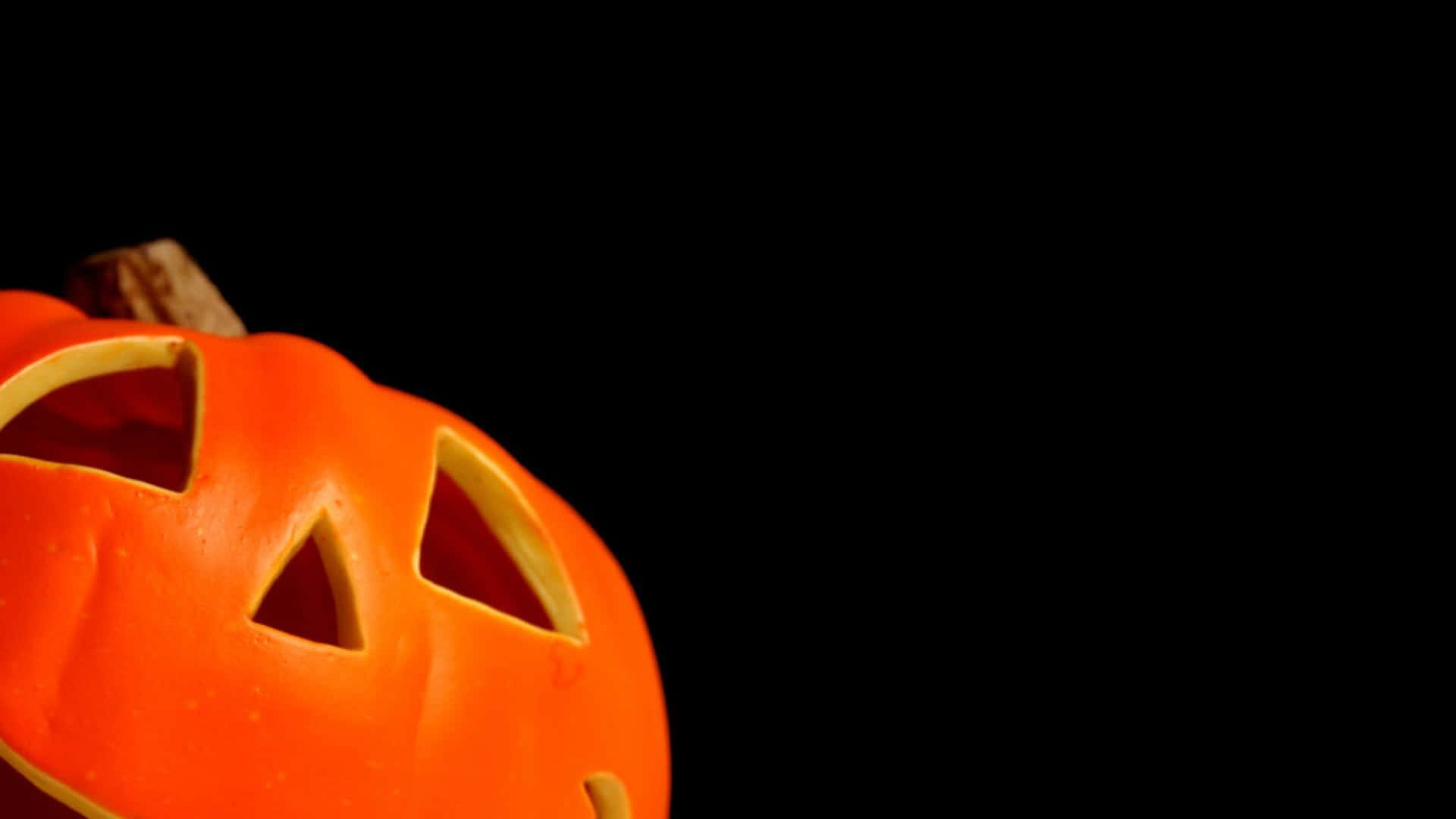 X Halloween Wallpaper