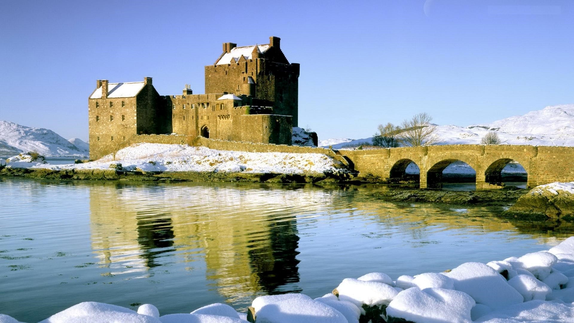 Castle In Scotland Wallpaper HD