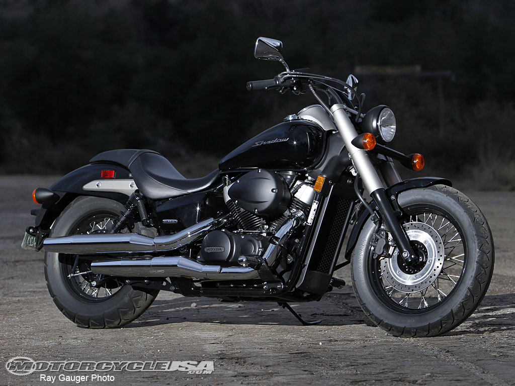 The Honda Shadow Phantom Delivers Burly Styling In An Easy To Ride