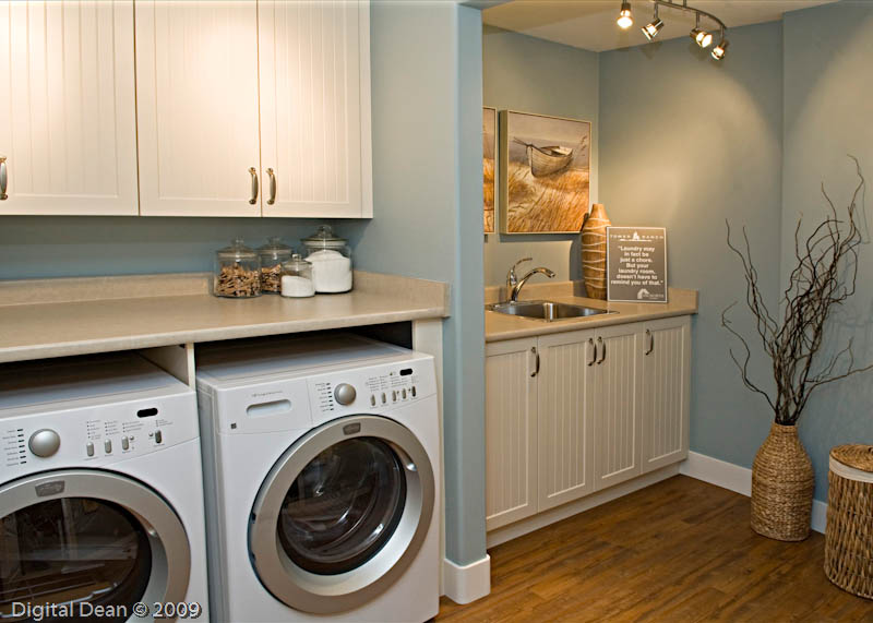 Free download Clothesline Laundry Room Border Wallpaper [525x278] for your Desktop, Mobile