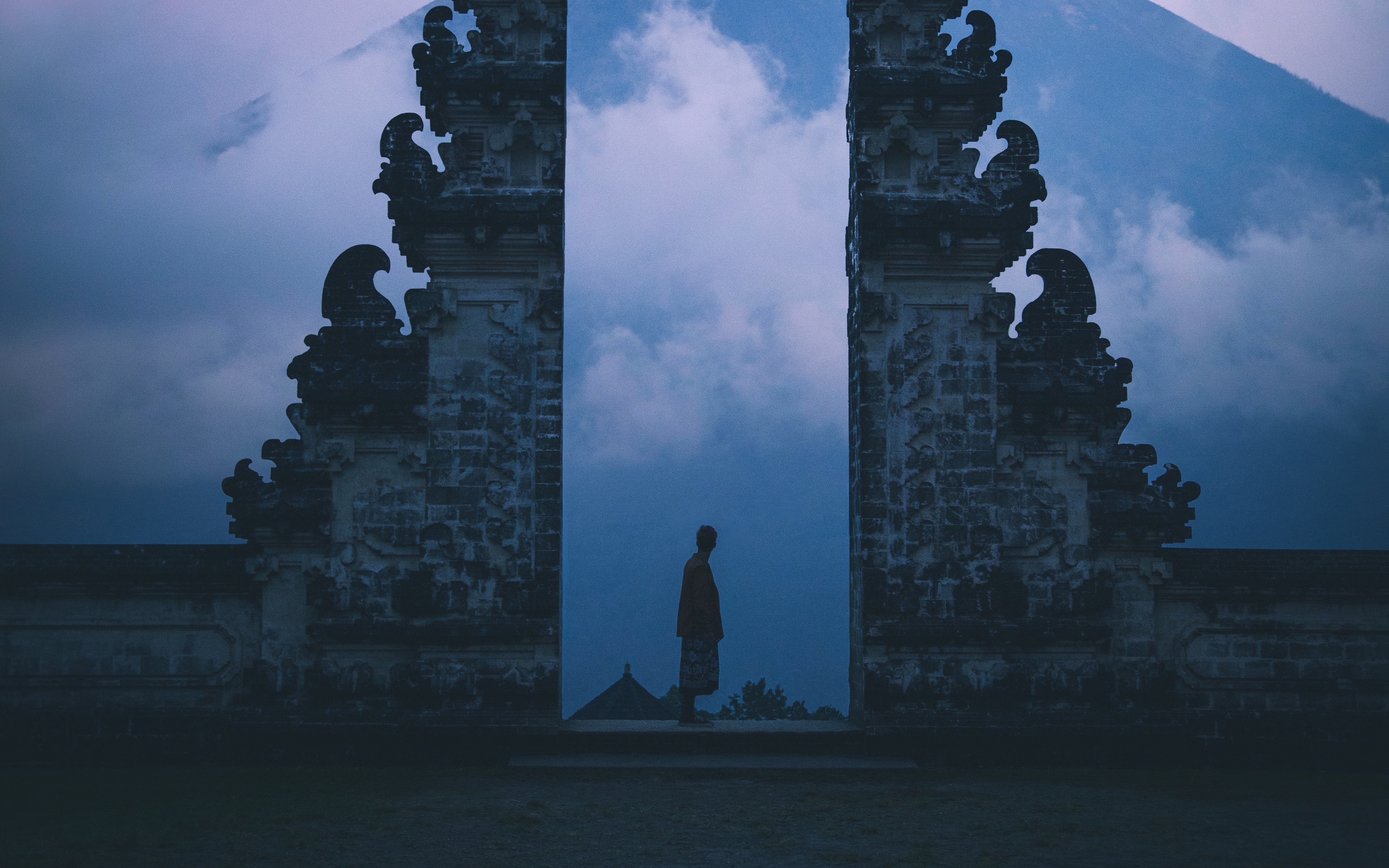 Wallpaper Gate Silhouette Loneliness Fog Bali Desktop
