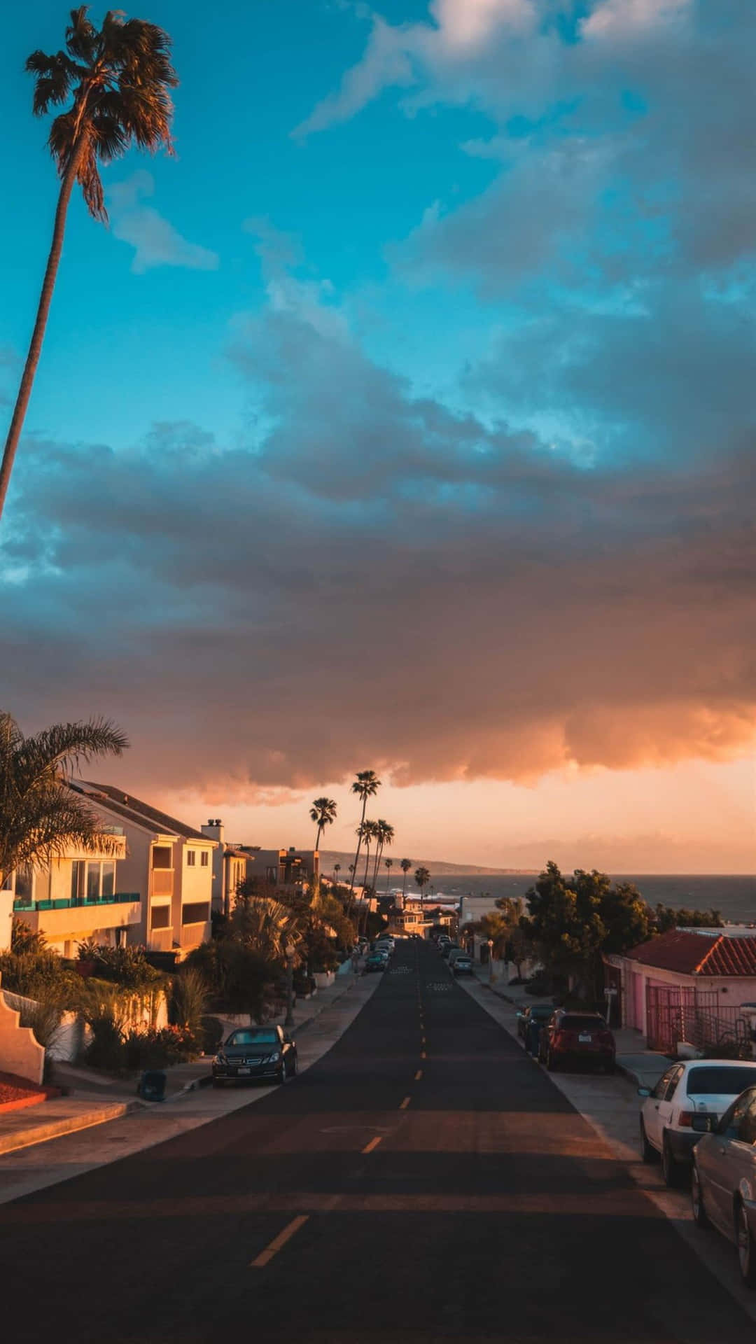 California Aesthetic Wallpaper