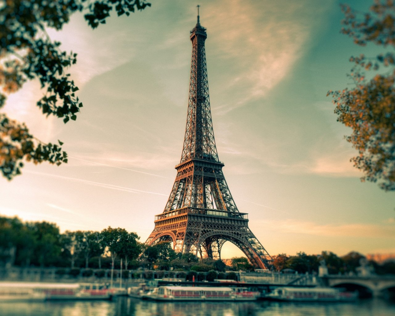 Download HD Eiffel Tower Paris City Sunset Wallpaper Wallpapers Byte