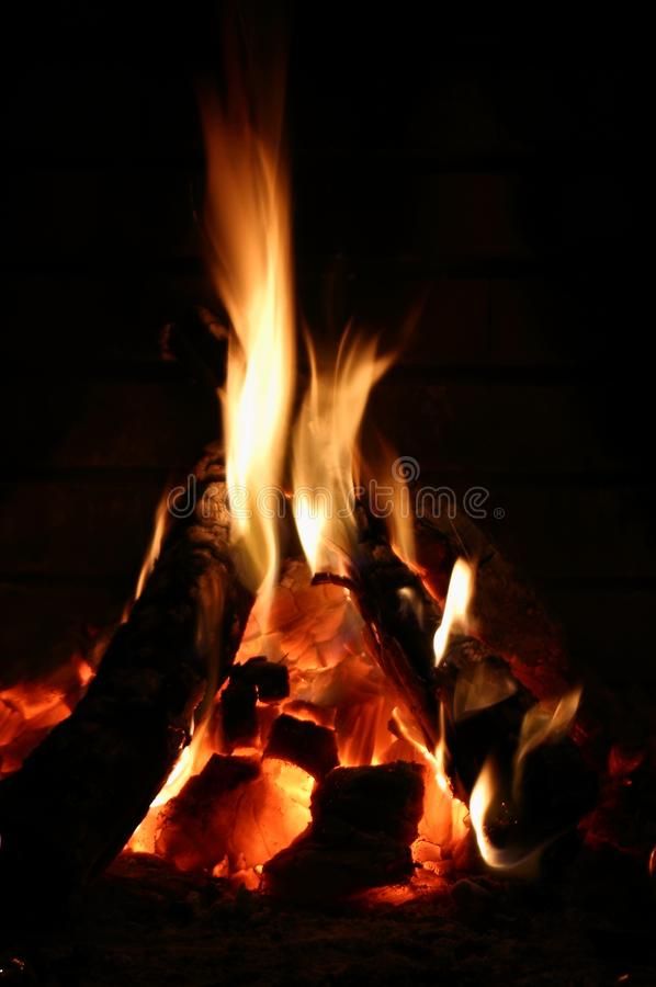 Wallpaper Fire In Fireplace Black Background On