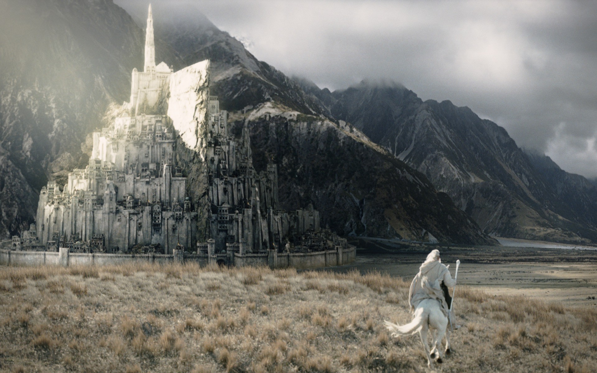 minas tirith by snpr101 on DeviantArt