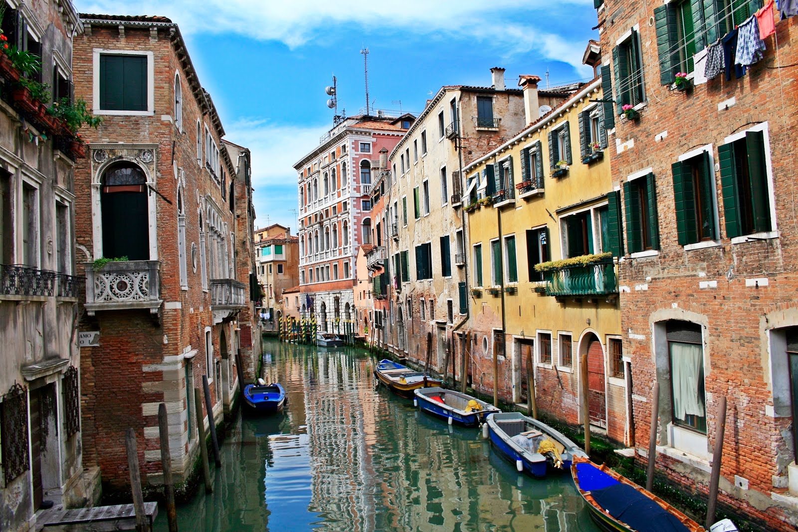 Venice In Italy High Resolution Wallpaper