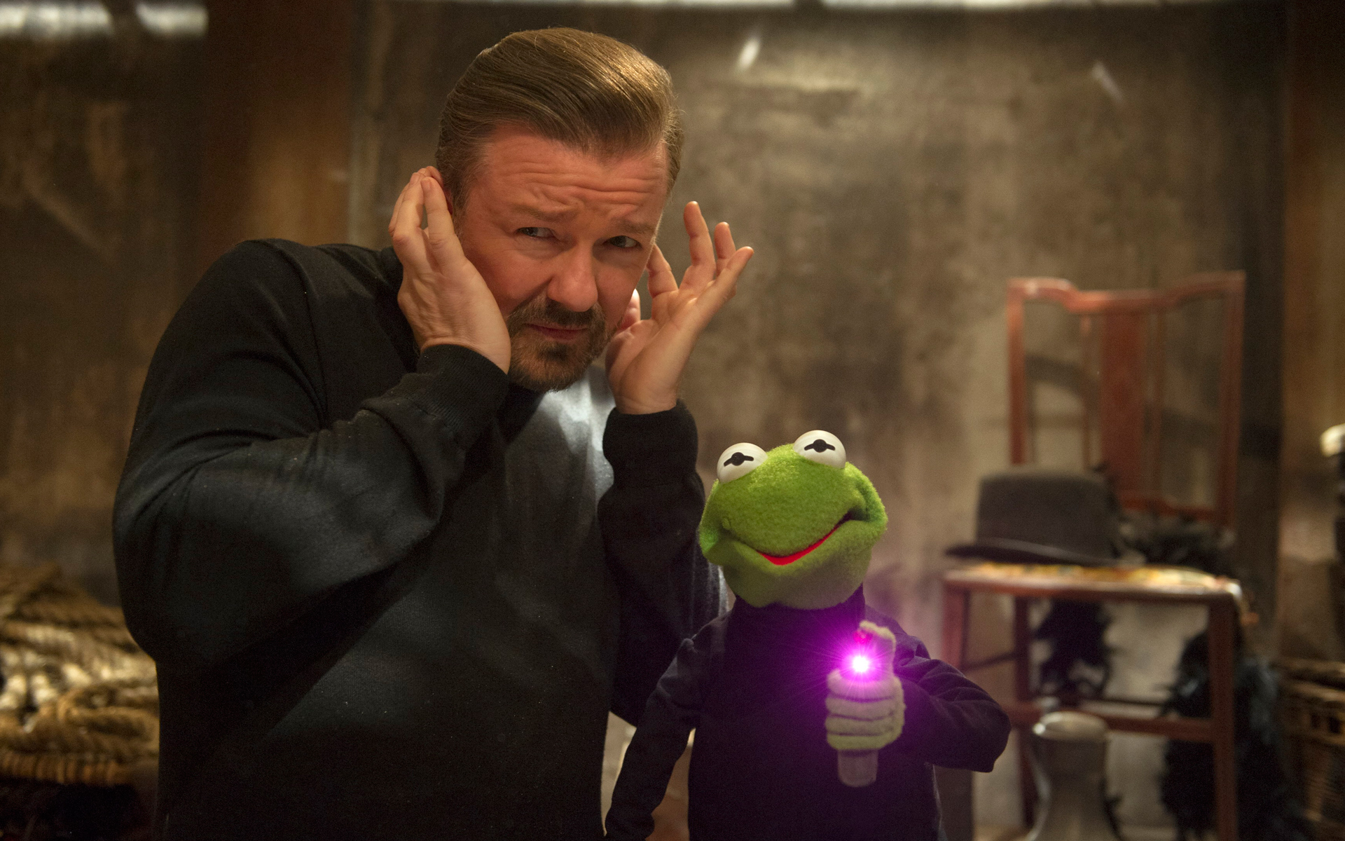 Gervais And Constantine Muppets Most Wanted Movie HD Wallpaper