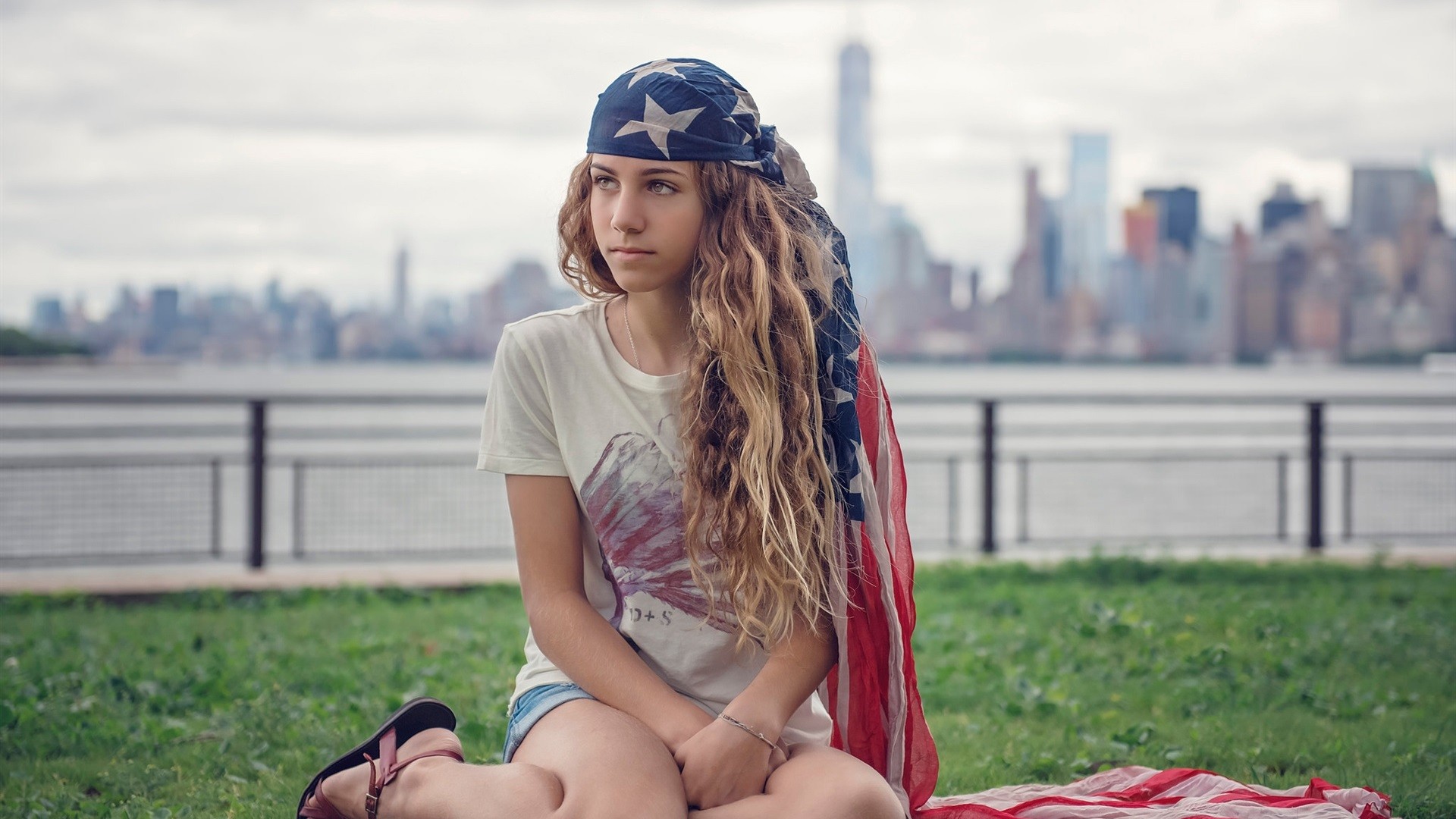 American Girl New York Usa Wallpaper Desktop Image