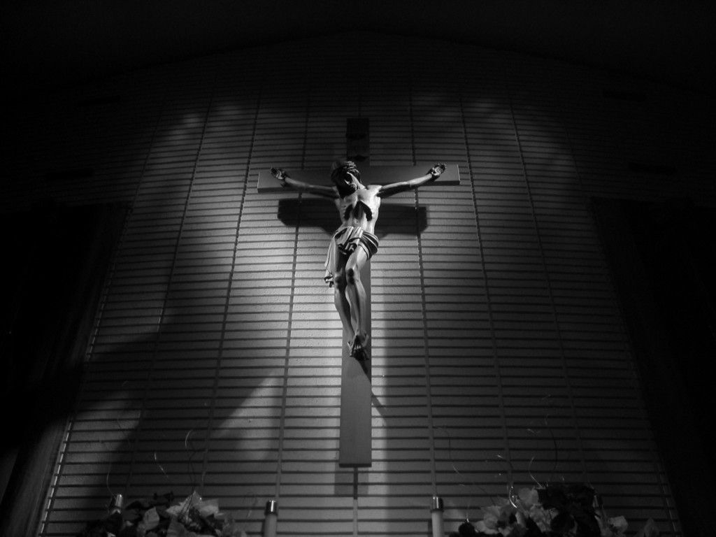 On The Cross Wallpaper