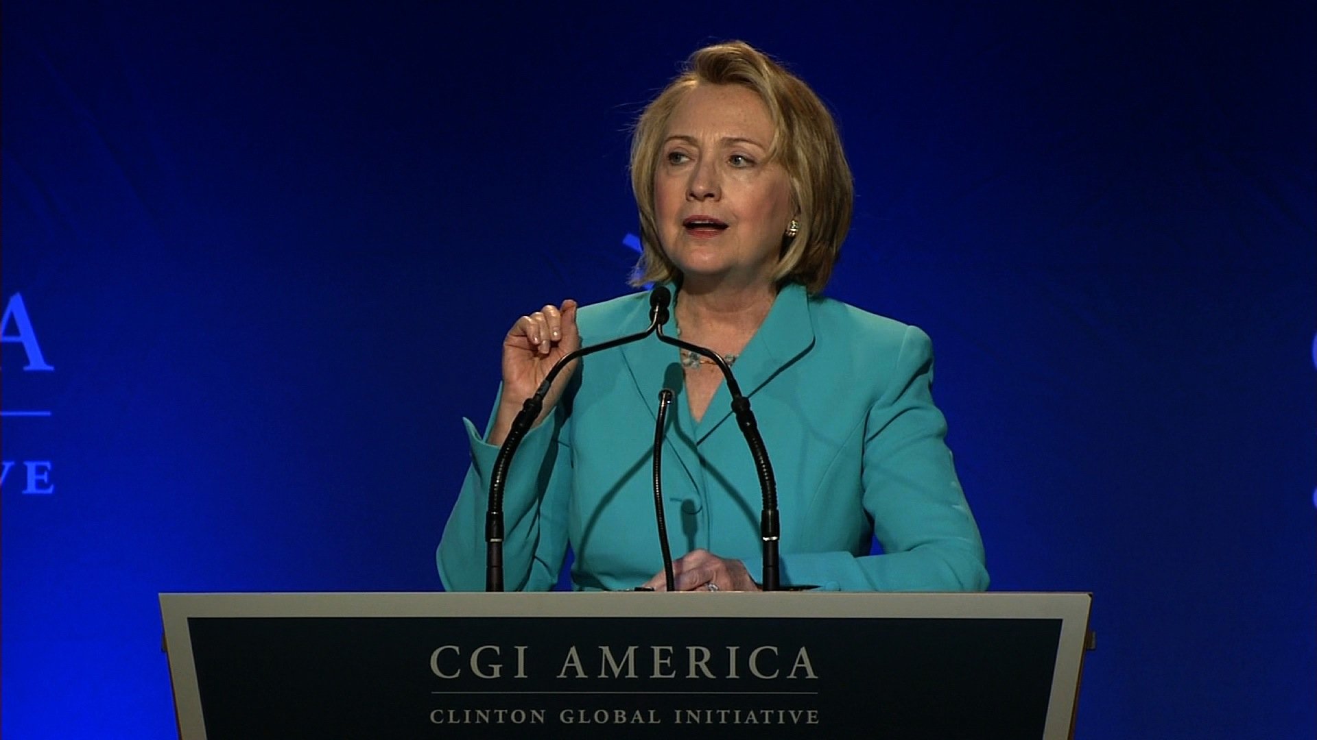 Clinton Speaking At A Global Initiative Meeting In Chicago