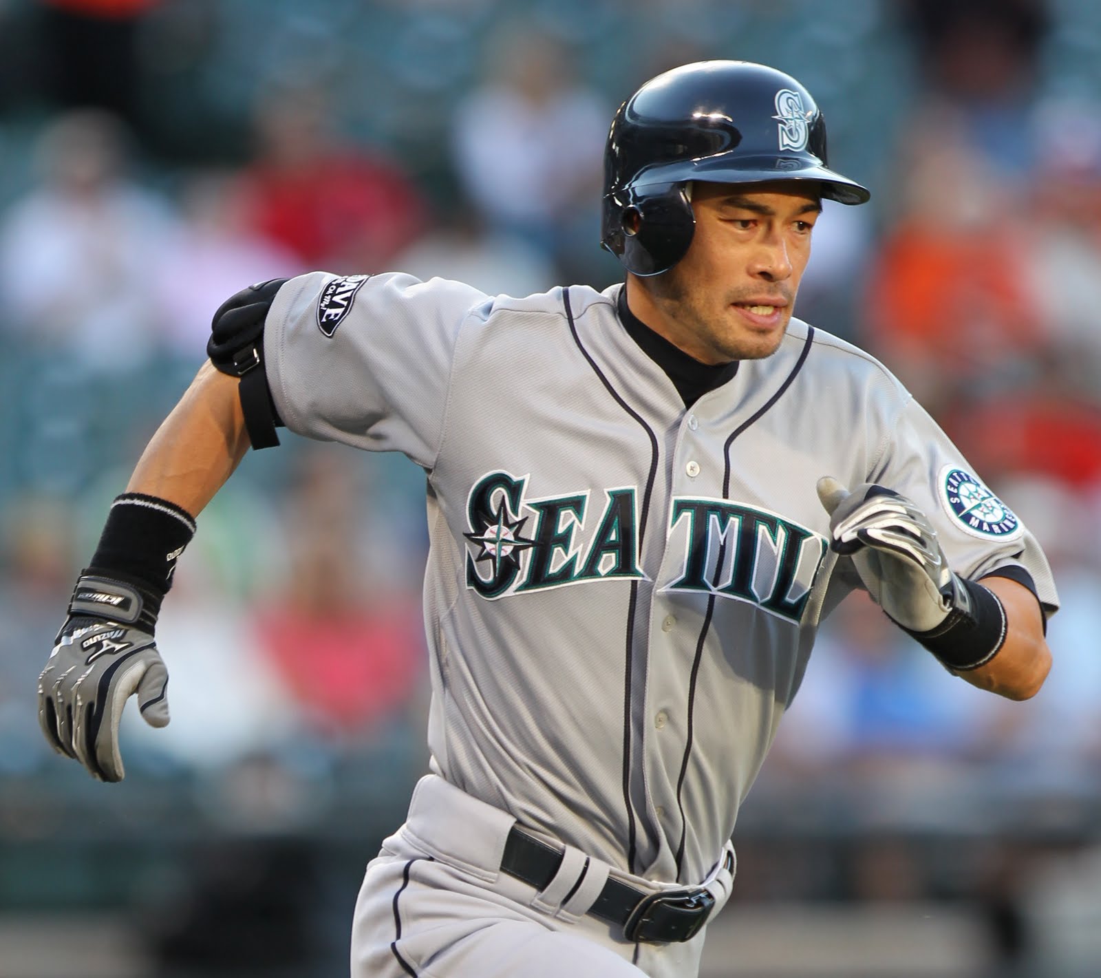 Ichiro Suzuki Profile Bio Pictures Image Wallpaper All About