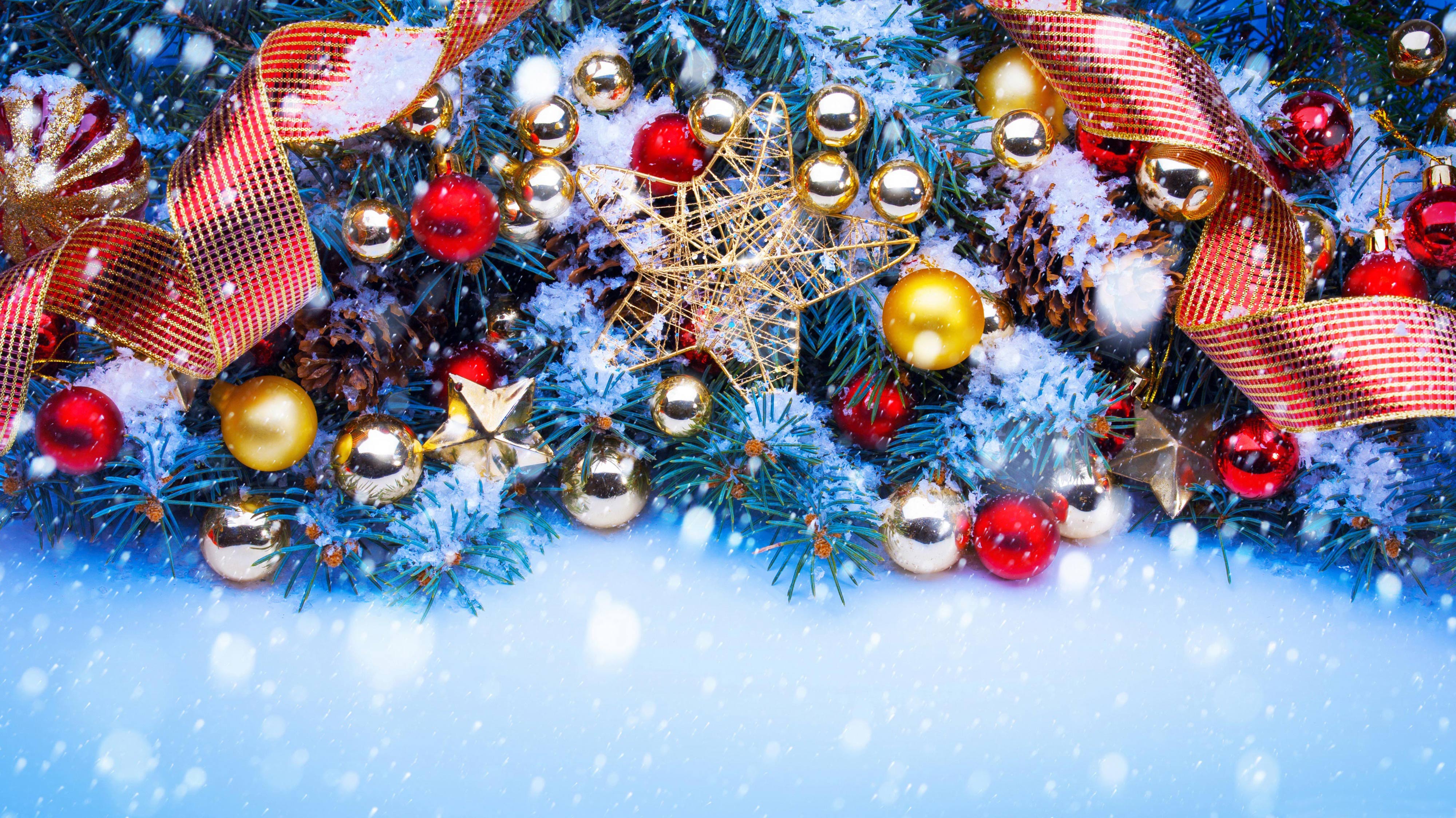 Christmas Tree Decorations 4K Holiday Wallpapers Free Computer
