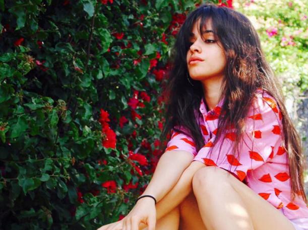 Instagram Camila Cabello Es Muy Pinky Si De Moda Se