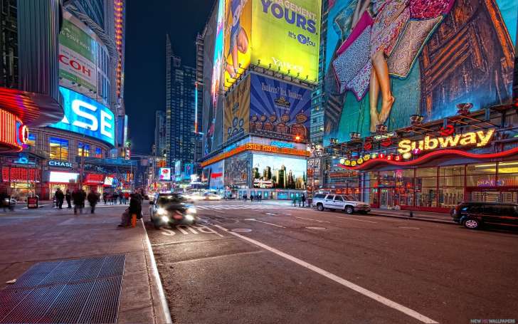 New York Folk Trafik P Gaden Om Natten HD Wallpaper