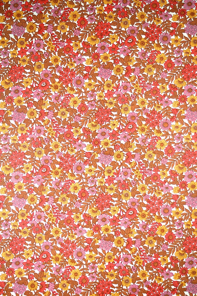 Vintage Pink Small Floral Wallpaper