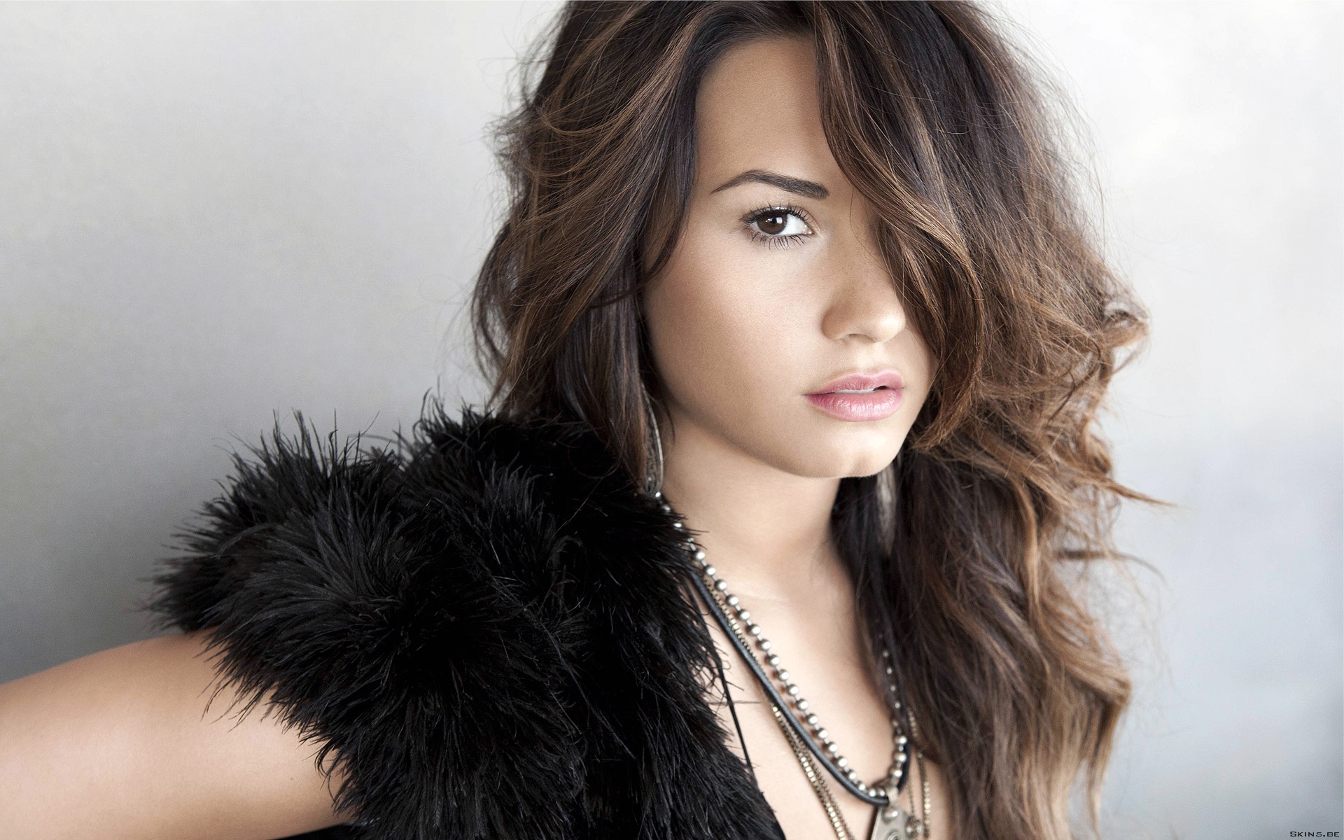 Demi Lovato Wallpaper