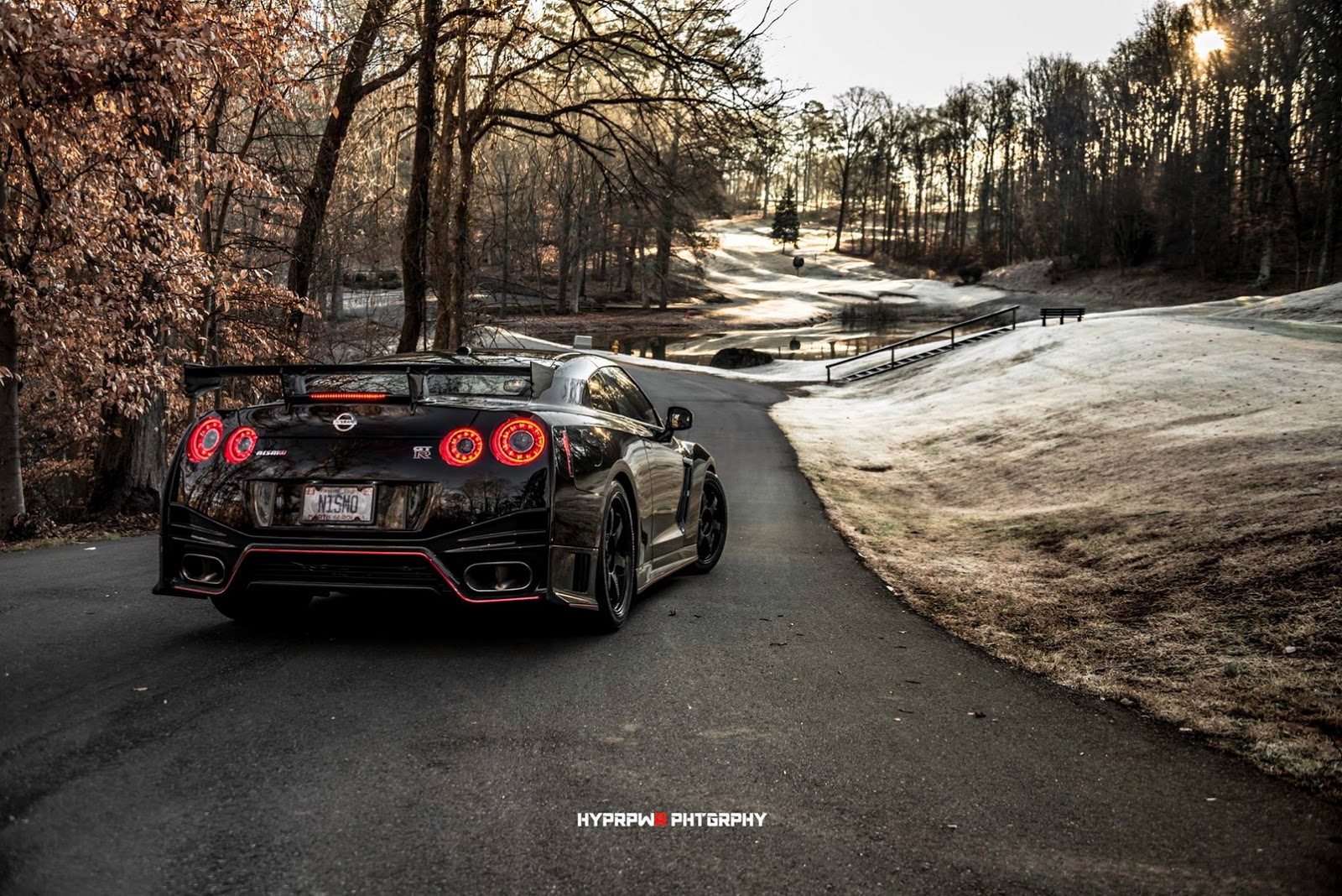 Nissan Gt R Nismo Knows How To Smile For The Camera