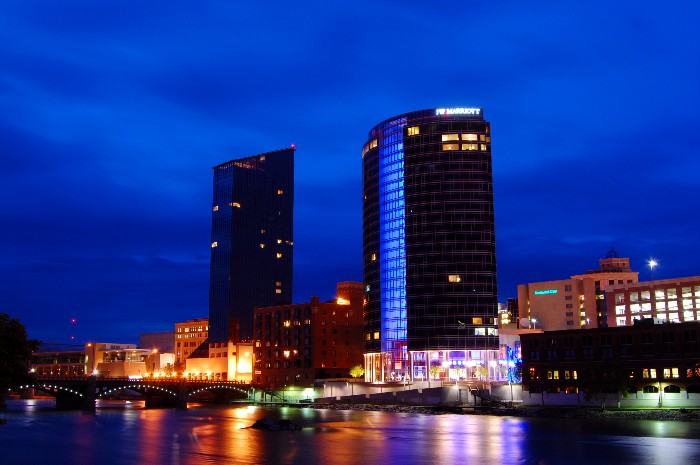 Grand Rapids Skyline 3 by golfiscool on