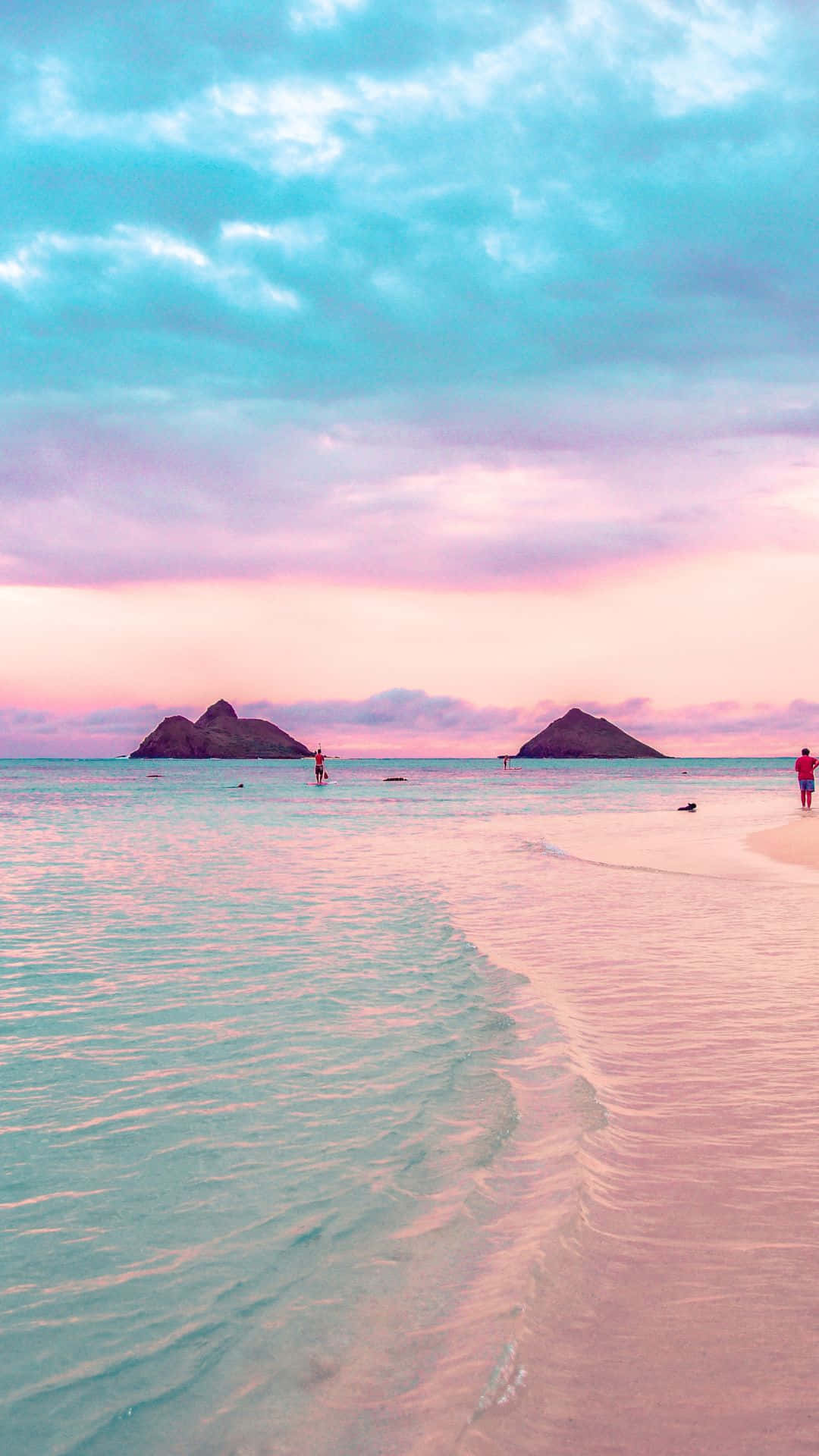 A Mesmerizing Of Pink Beach S Crystal Wallpaper