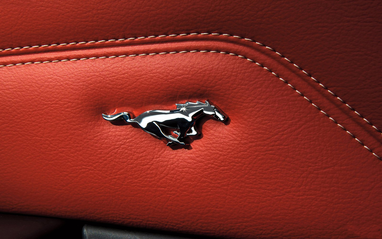 Mustang Logo Wallpaper Image