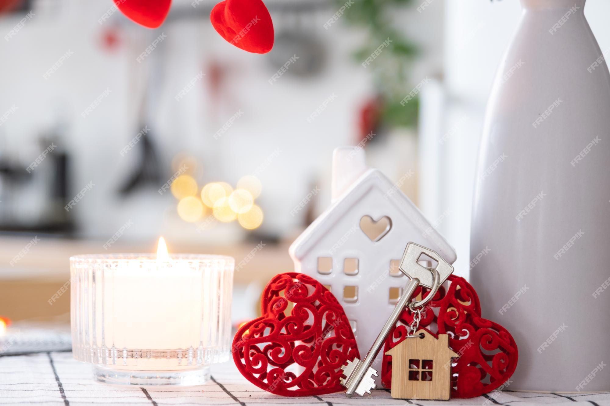 Premium Photo Key To House Of Cozy Home With Valentine Decor On