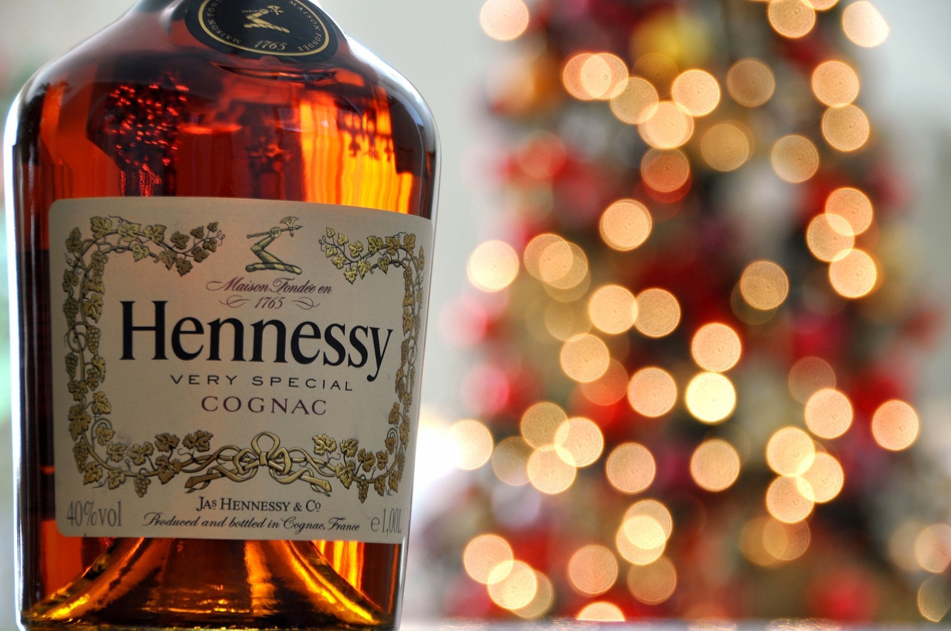 Hennessy Brandy A Bottle Label Bokeh Lights HD Wallpaper