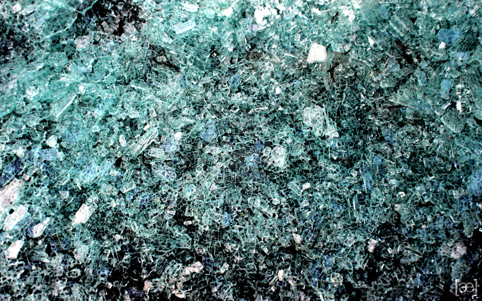 Broken Glass Wallpaper By Dzaeki Customization Photo