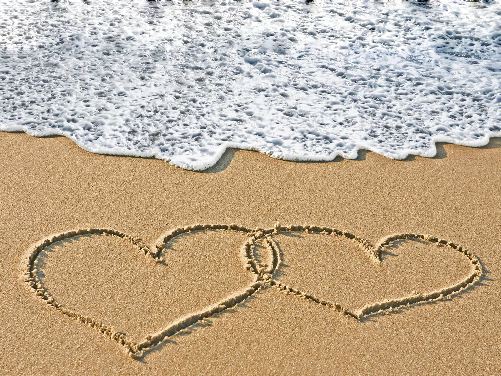 Valentines Beach Love Wallpaper Desktop