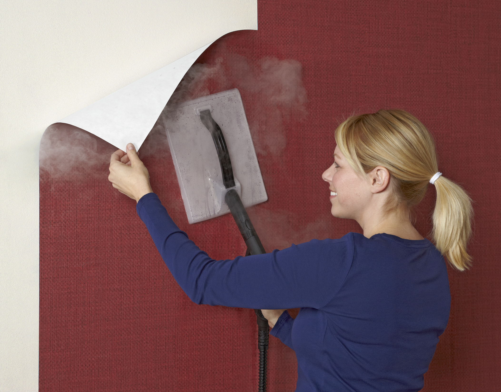 Wallpaper removal with wallpaper steamer 2106x1646