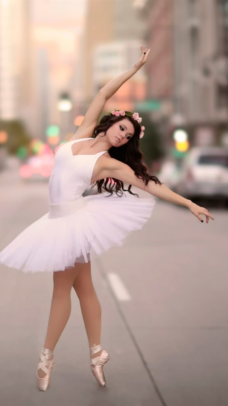 Ballerina Dancing At City Street iPhone 6s
