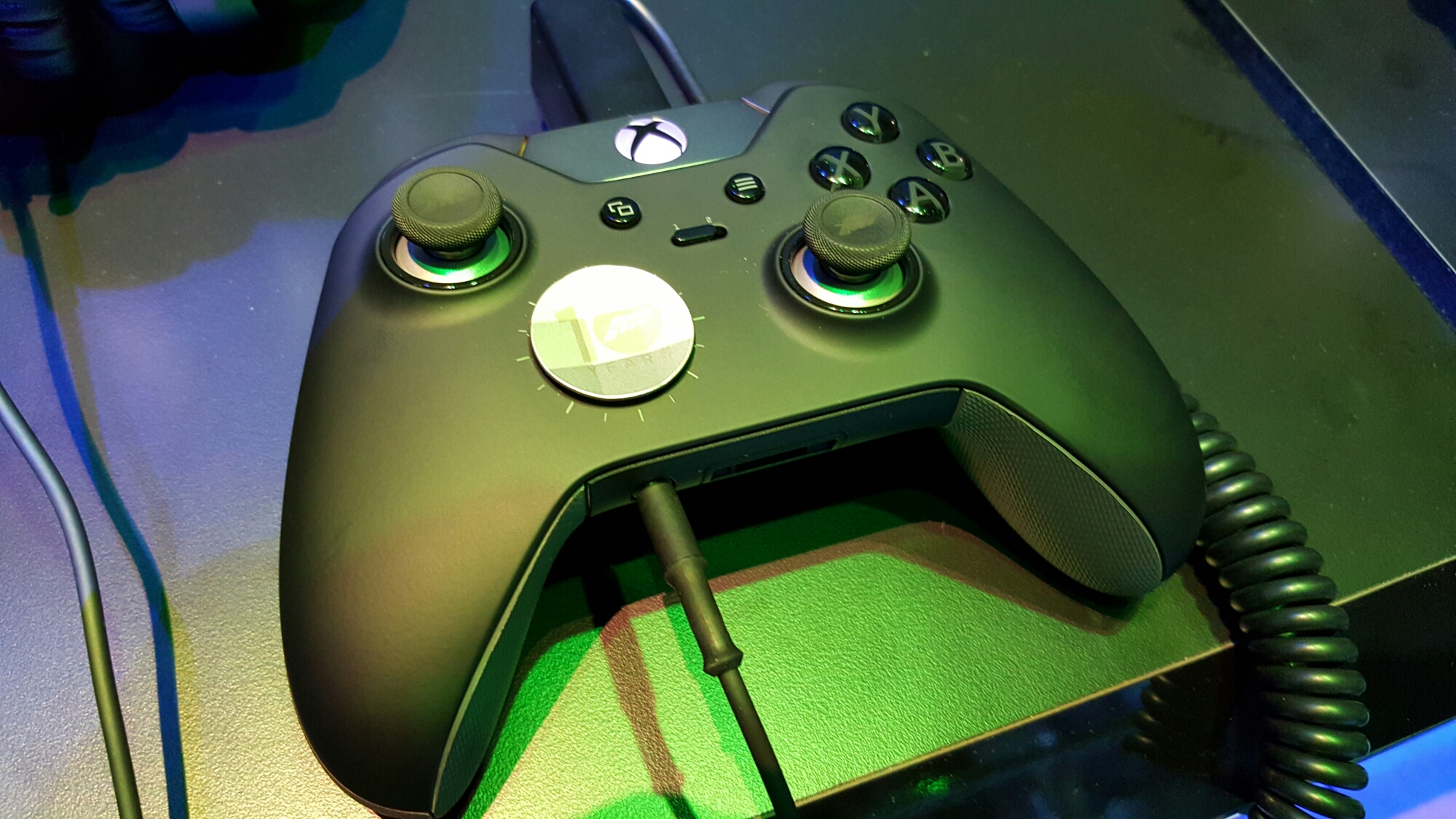 Elite Controller For Xbox One To Play The Game With Here Are Our