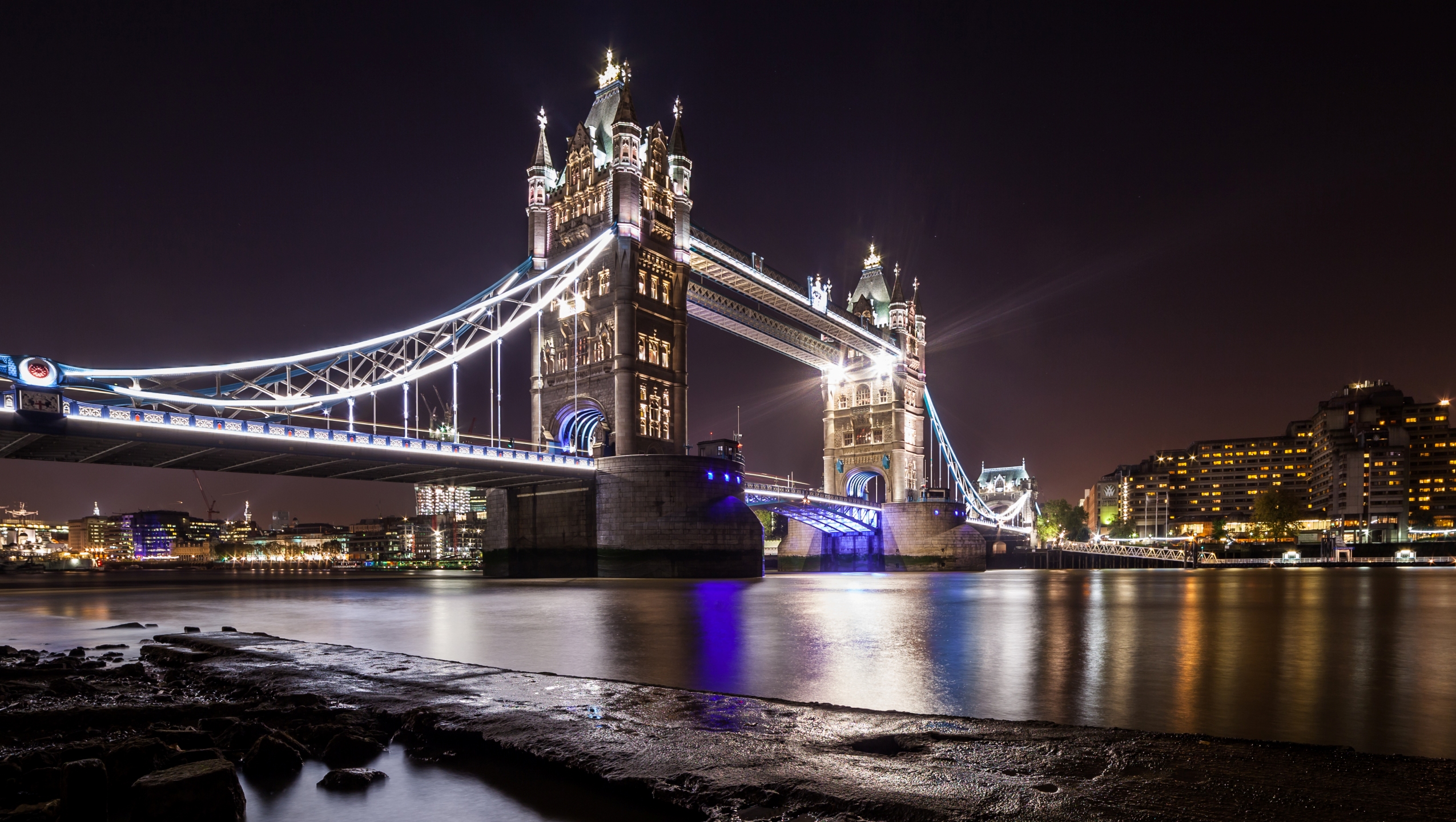 London Bridge And River Wallpaper