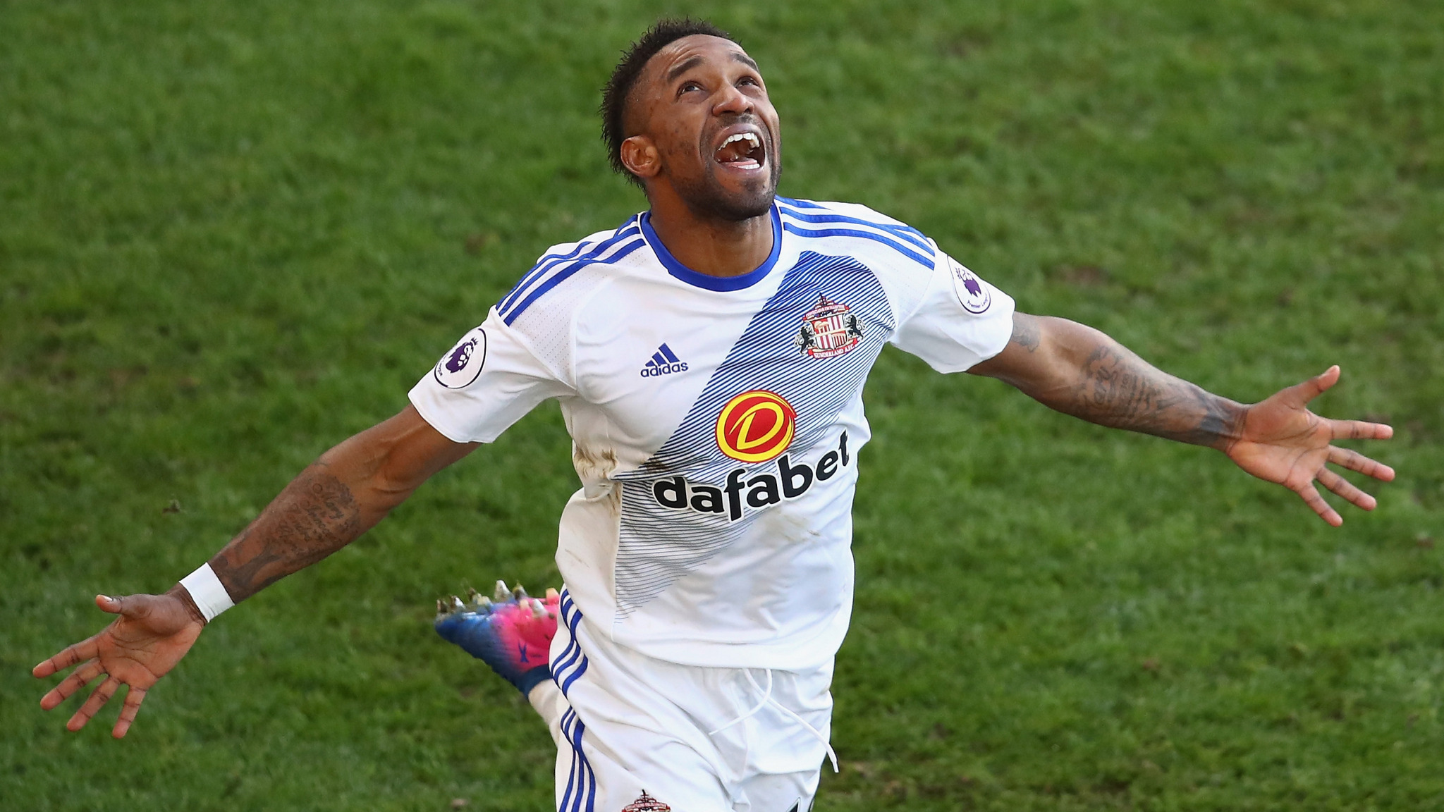 Jermain Defoe handed England recall for Germany and Lithuania