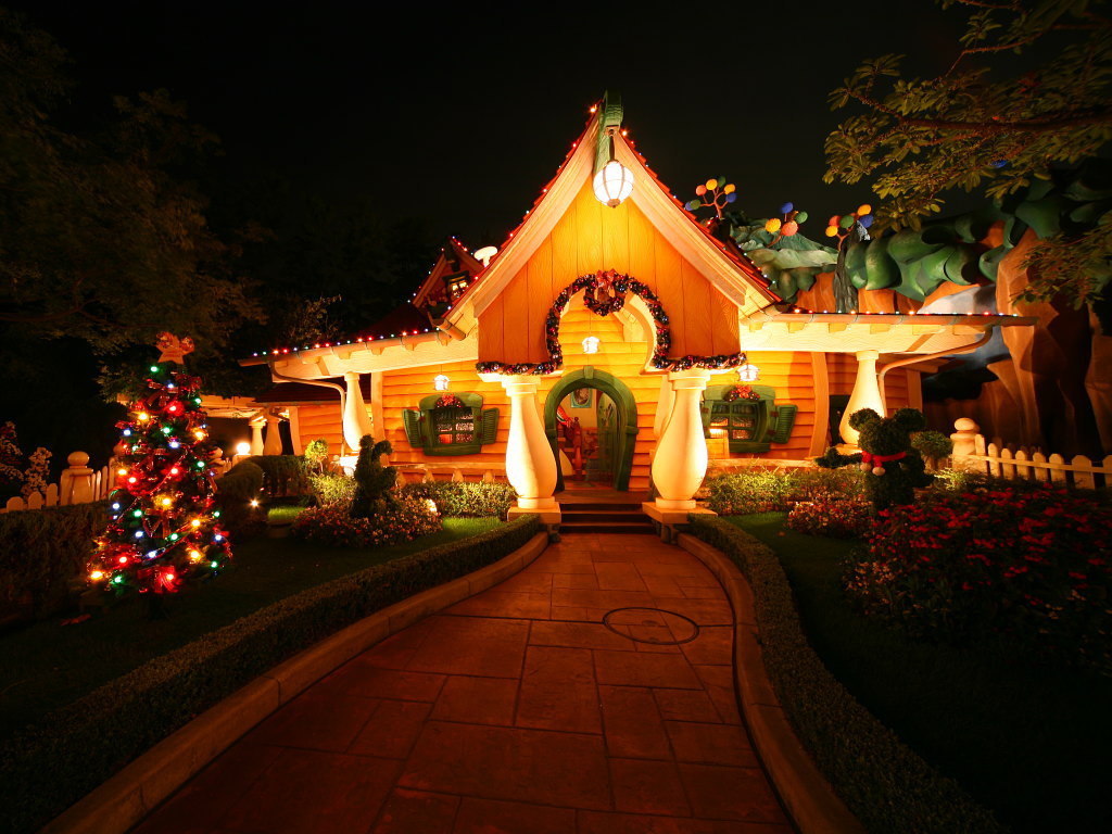 [49+] Disney Christmas Wallpaper and Screensavers on WallpaperSafari